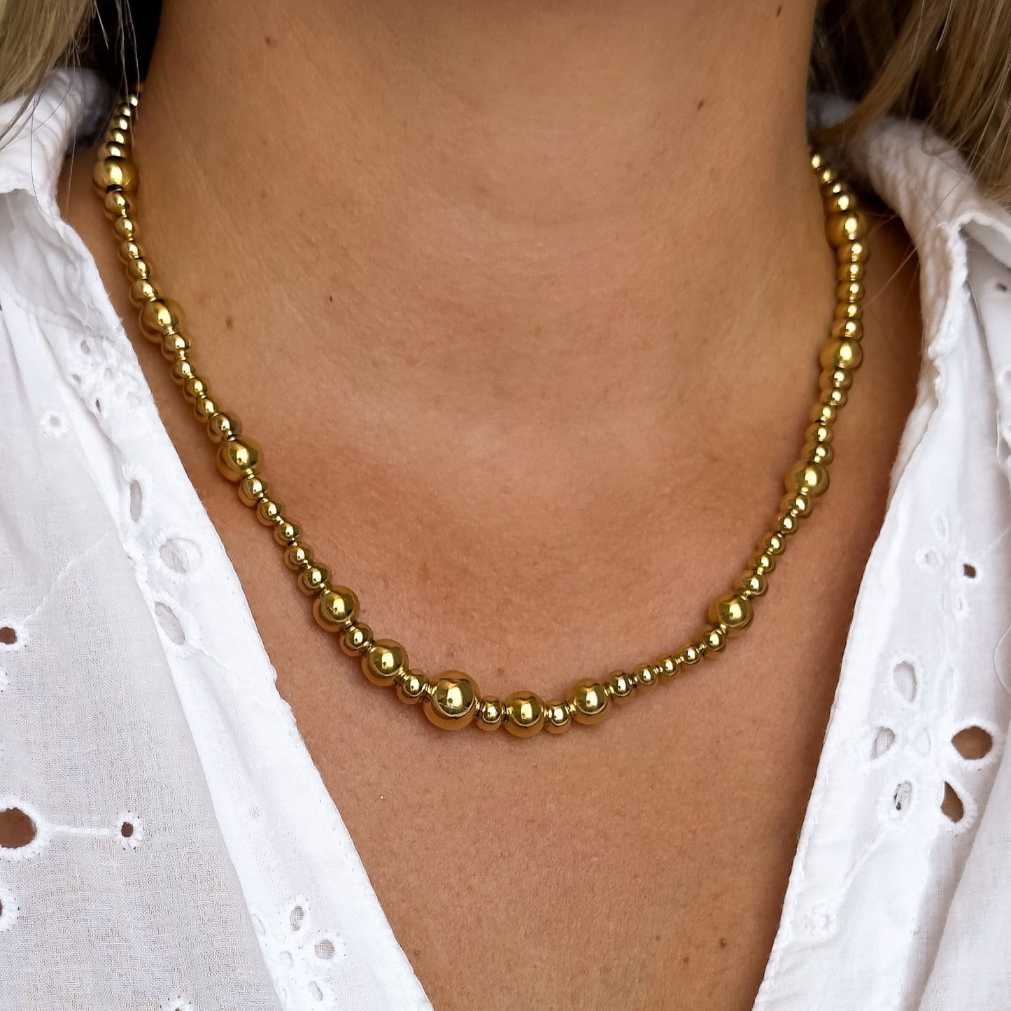 Collier Vega