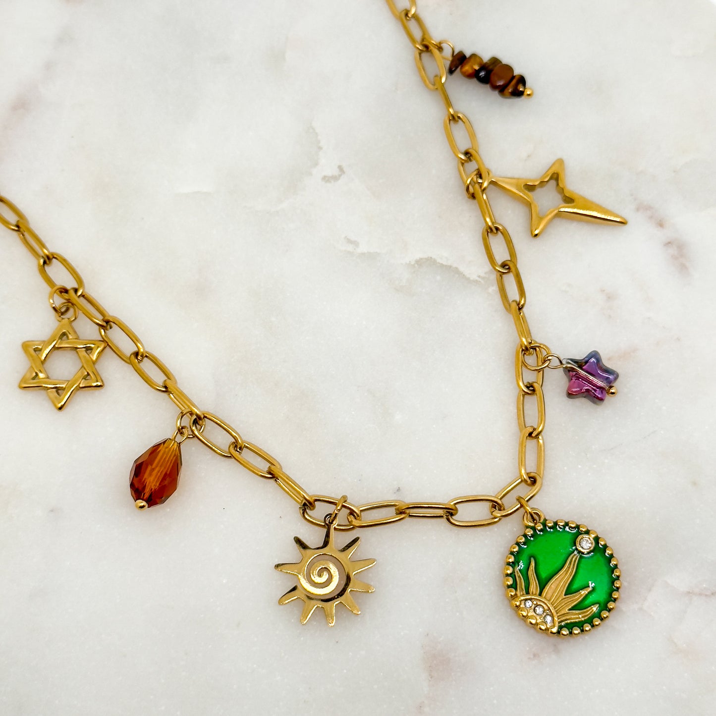 Collier Brune