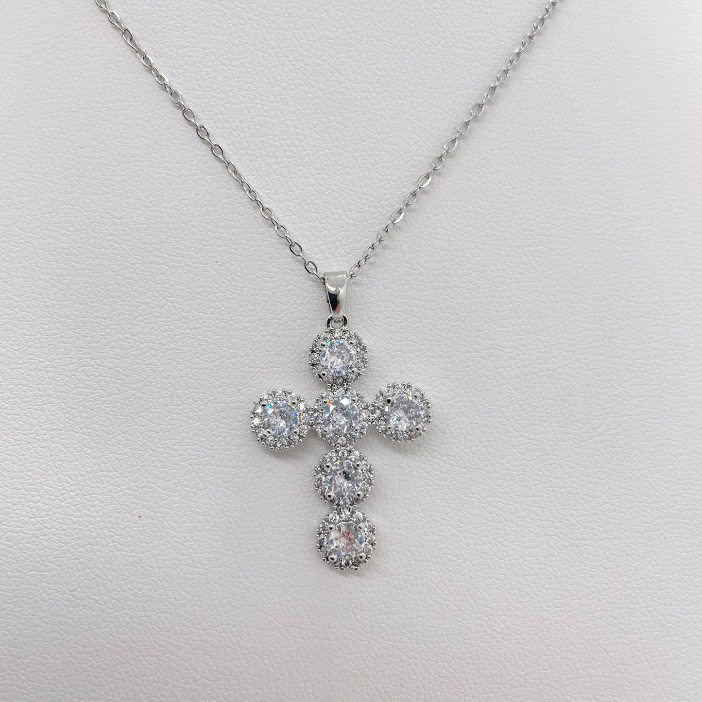Collier croix Salomé argenté