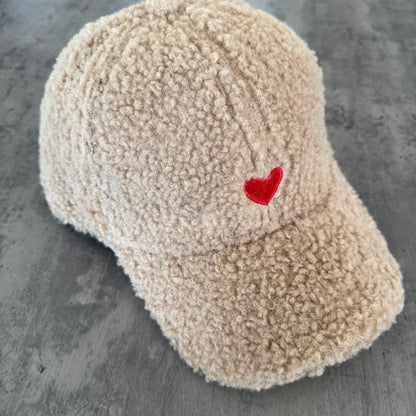 Casquette Teddy Femme en Moumoute avec Cœur Camel
