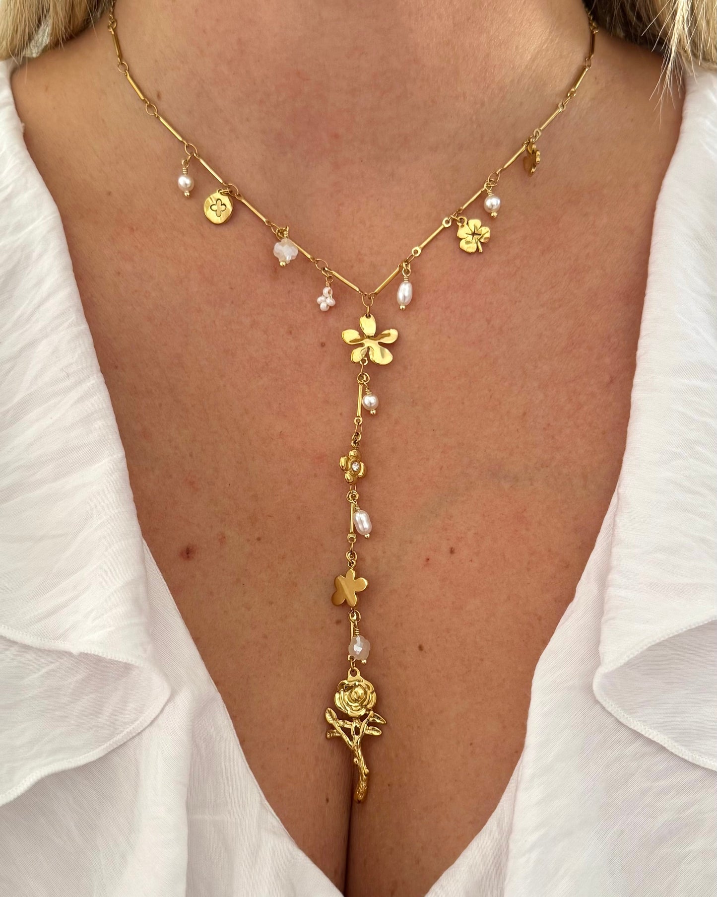 Collier Rosa