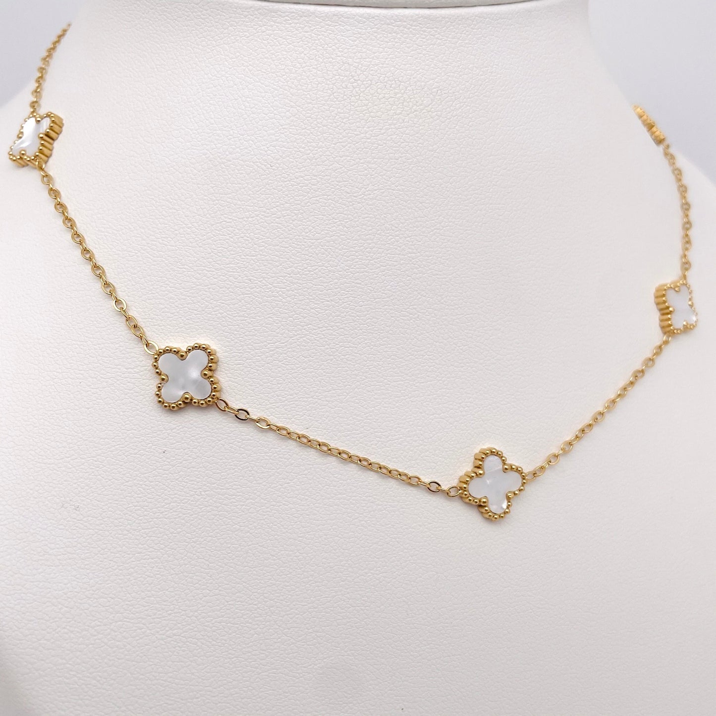Collier Trèfle blanc