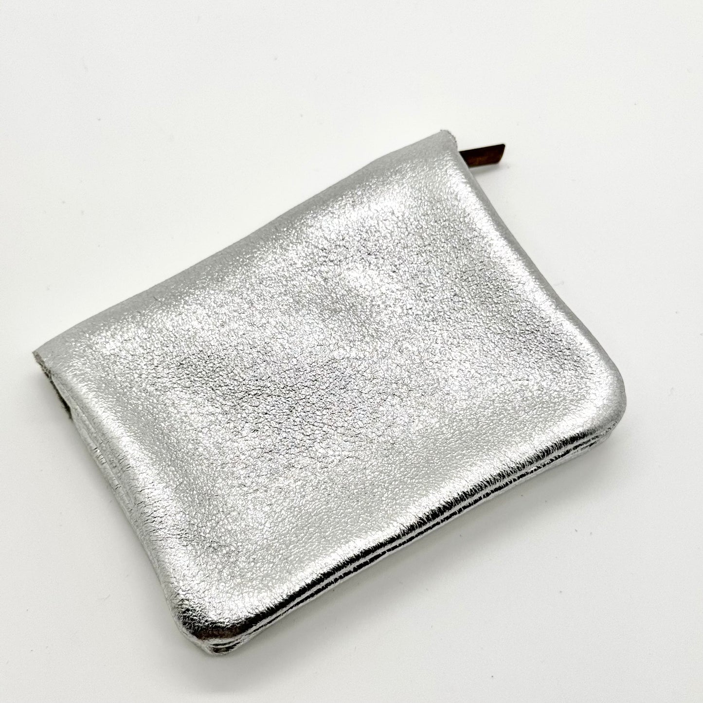 Porte-monnaie en cuir véritable irisé argenté