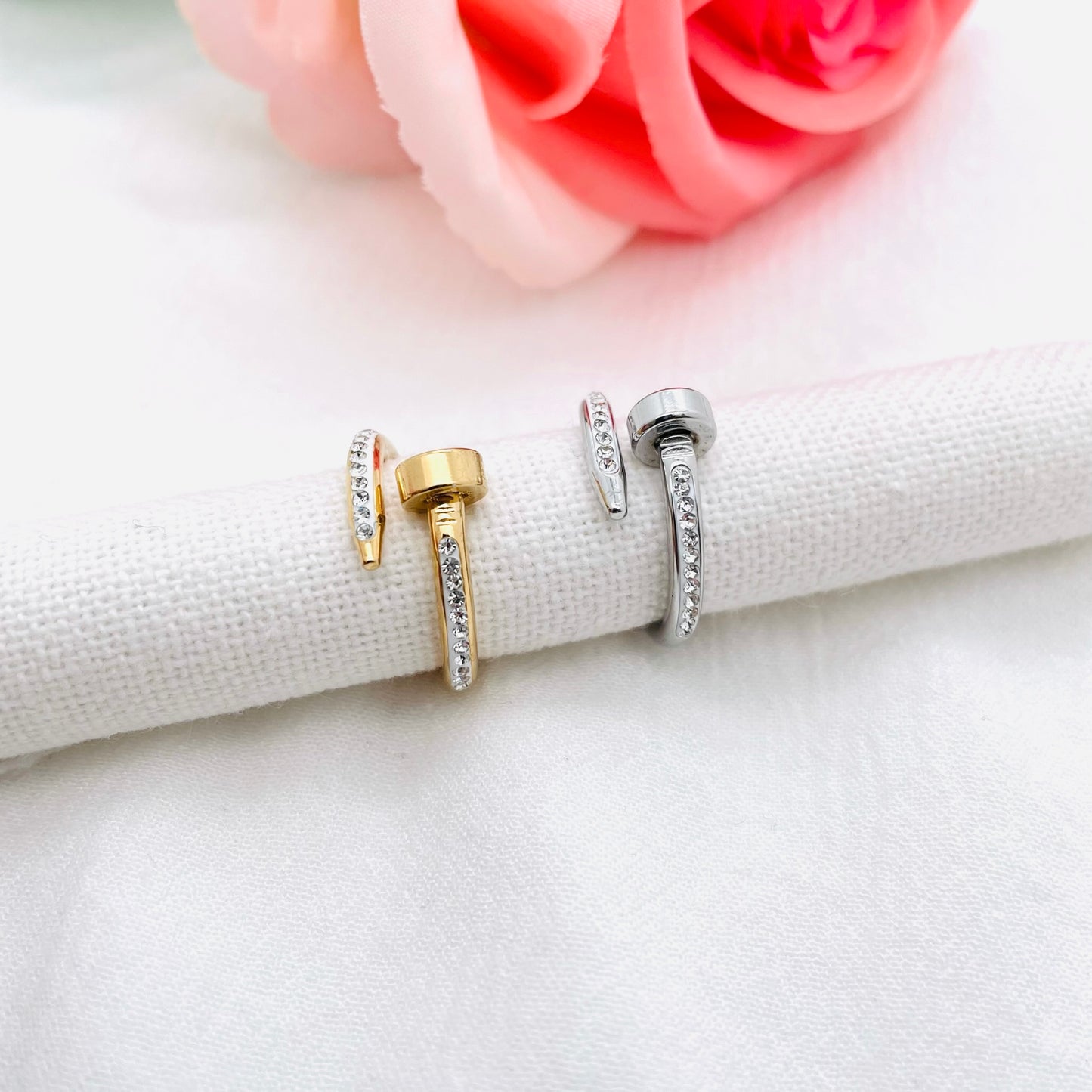 Bague Clou strass