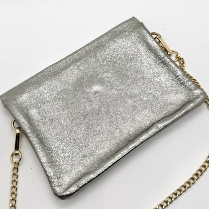 Sac Pochette en cuir véritable irisé argenté foncé