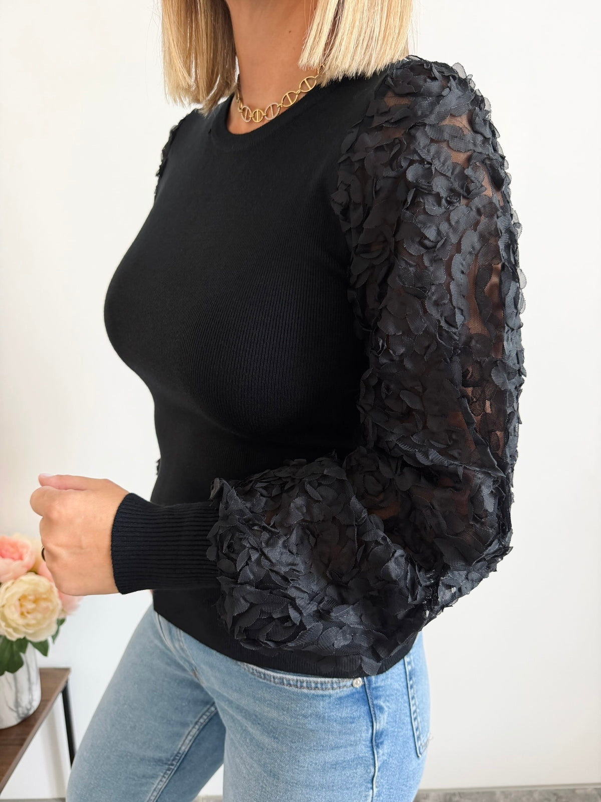 Pull manches motif floral noir