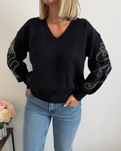 Pull manches brodé noir