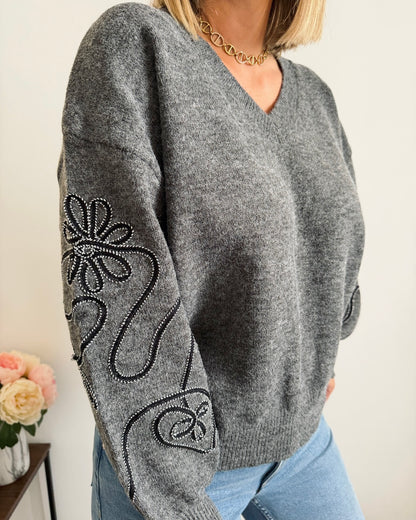 Pull manches brodé gris