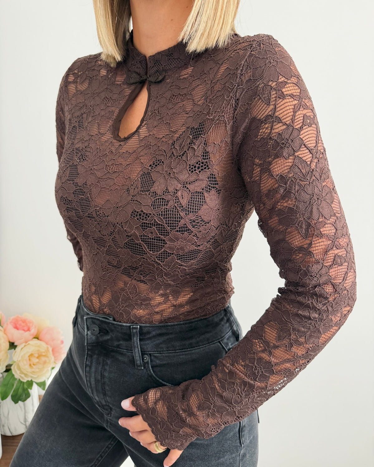 Body dentelle col mao marron