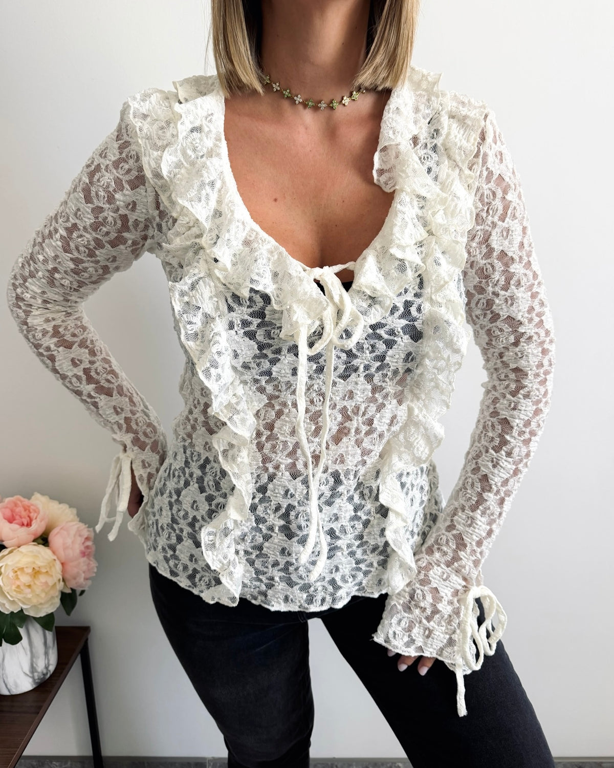 Top en dentelle à volants blanc