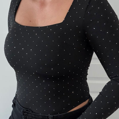 Body strass échancré – manches longues, coques intégrées (3 couleurs)