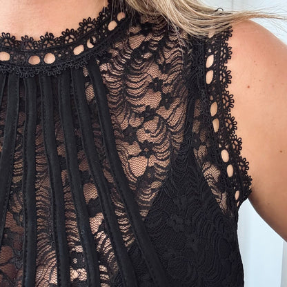 Body dentelle col montant – sans manches (noir ou blanc)