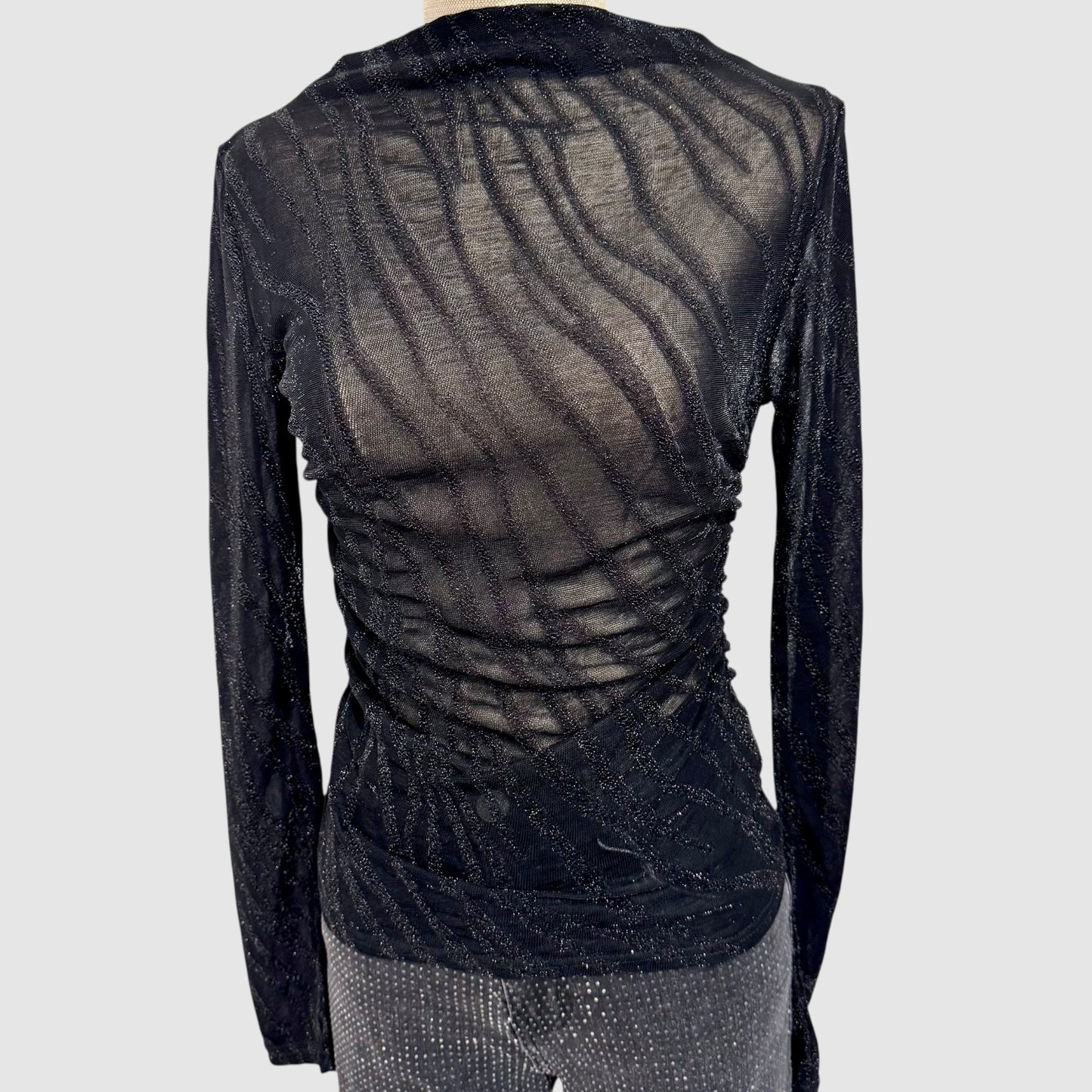 Top mesh zébré à fils métallisés – Col montant