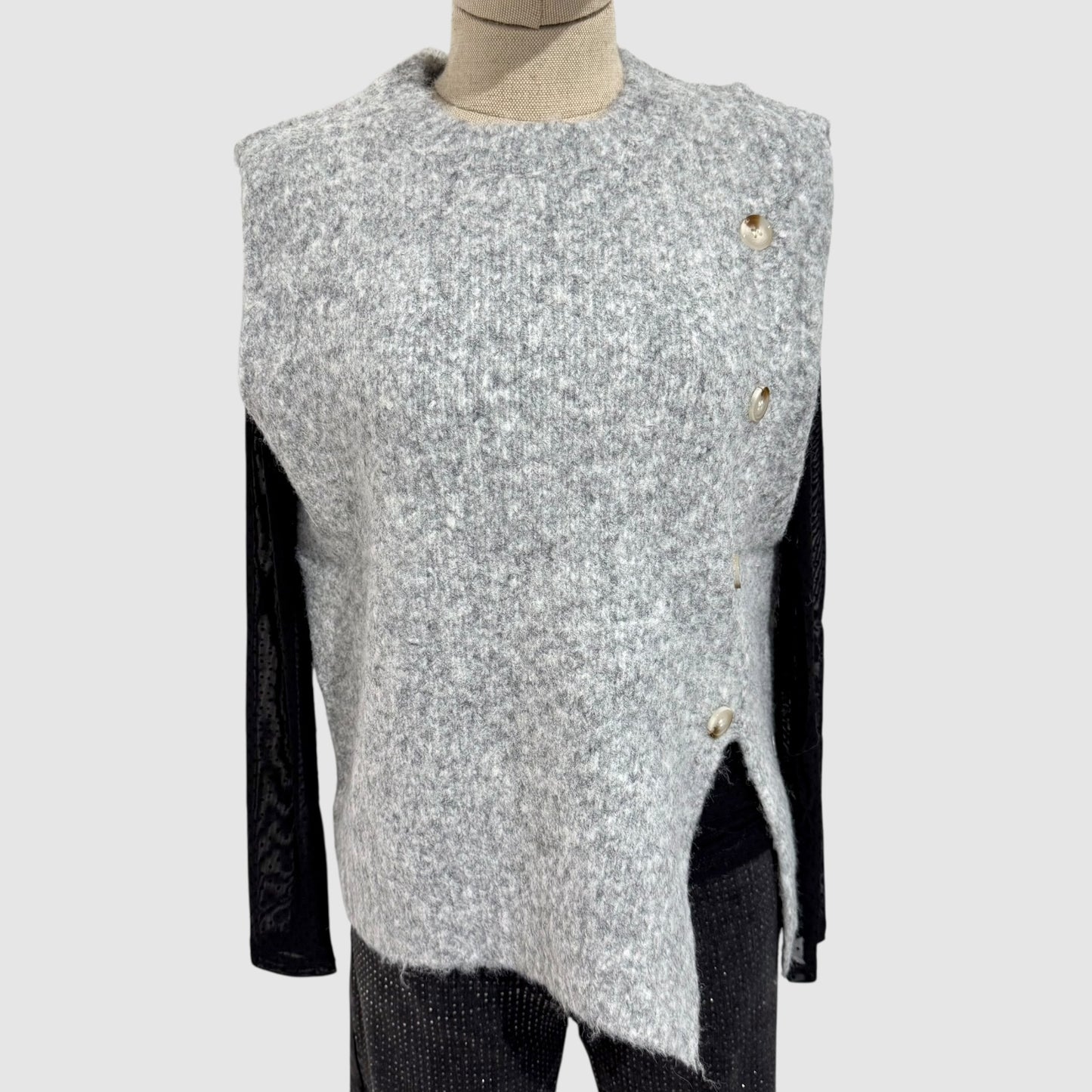 Pull sans manches boutons