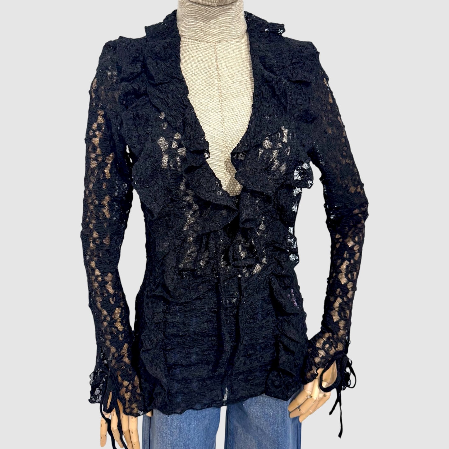 Top en dentelle à volants