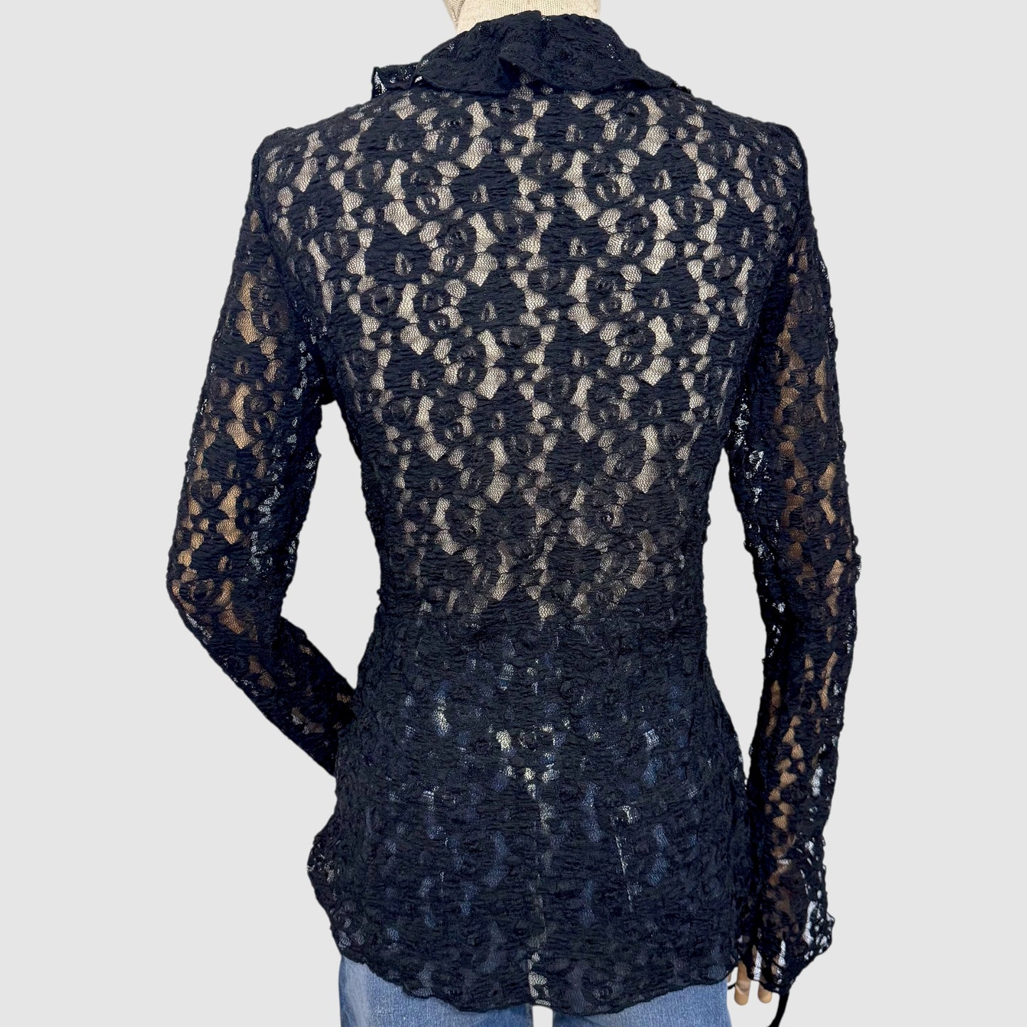 Top en dentelle à volants