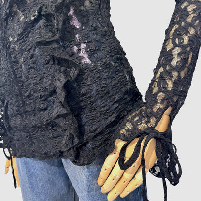 Top en dentelle à volants