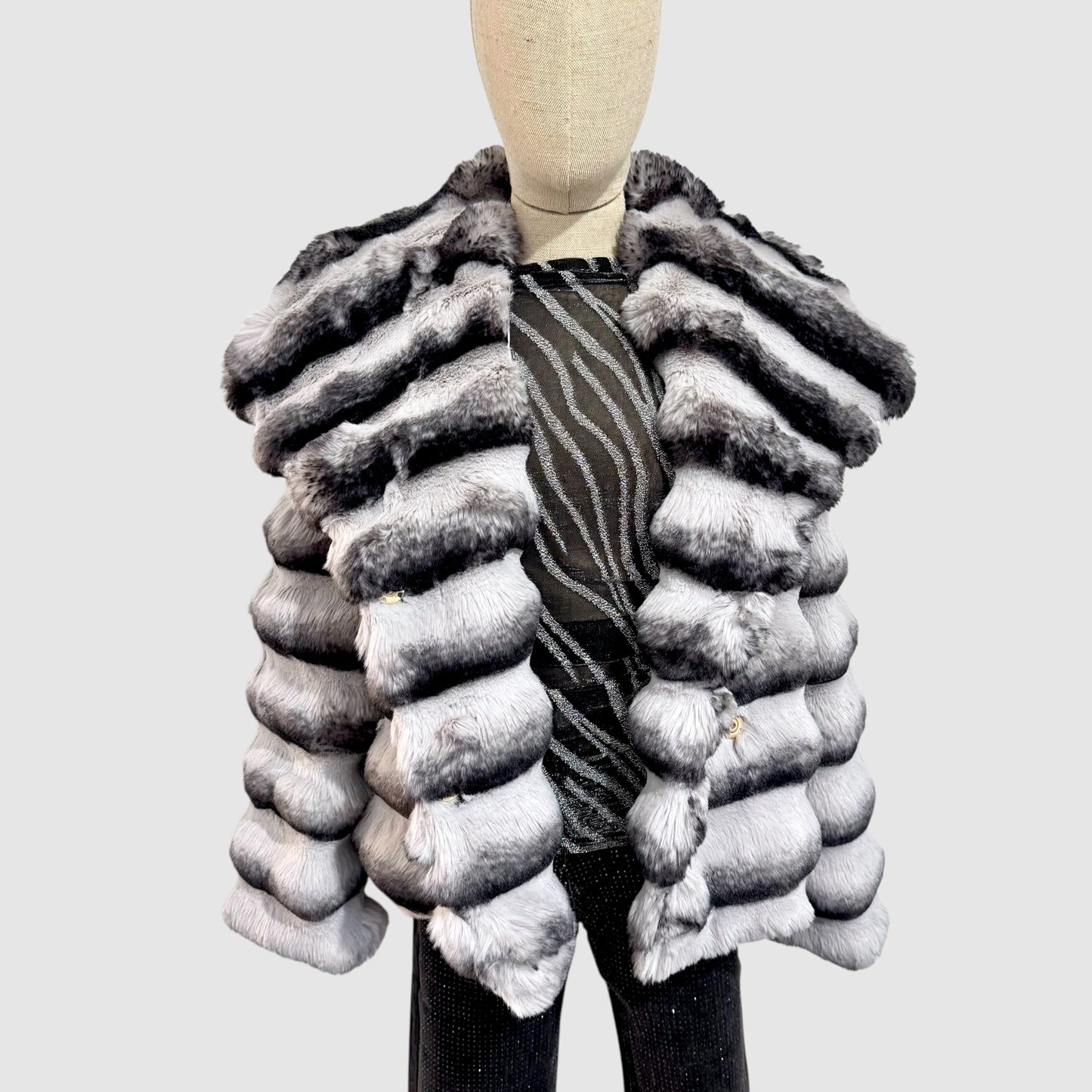 Manteau fausse fourrure