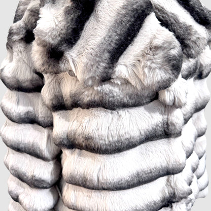 Manteau fausse fourrure