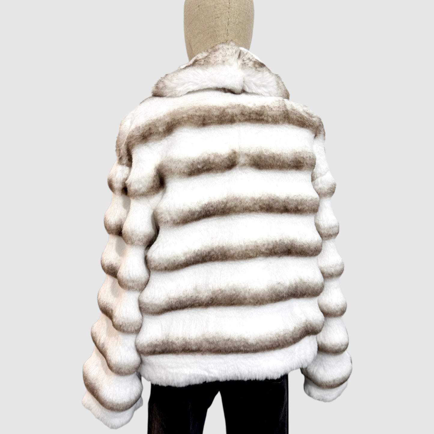 Manteau fausse fourrure