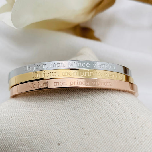 Bracelet message "UN JOUR MON PRINCE VIENDRA "