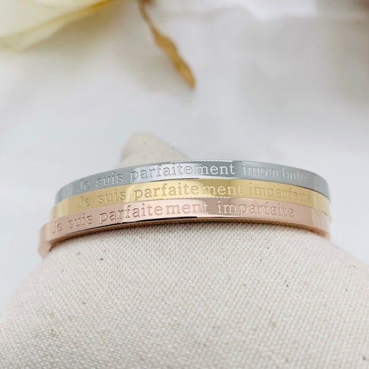 Bracelet message "JE SUIS PARFAITEMENT IMPARFAITE"
