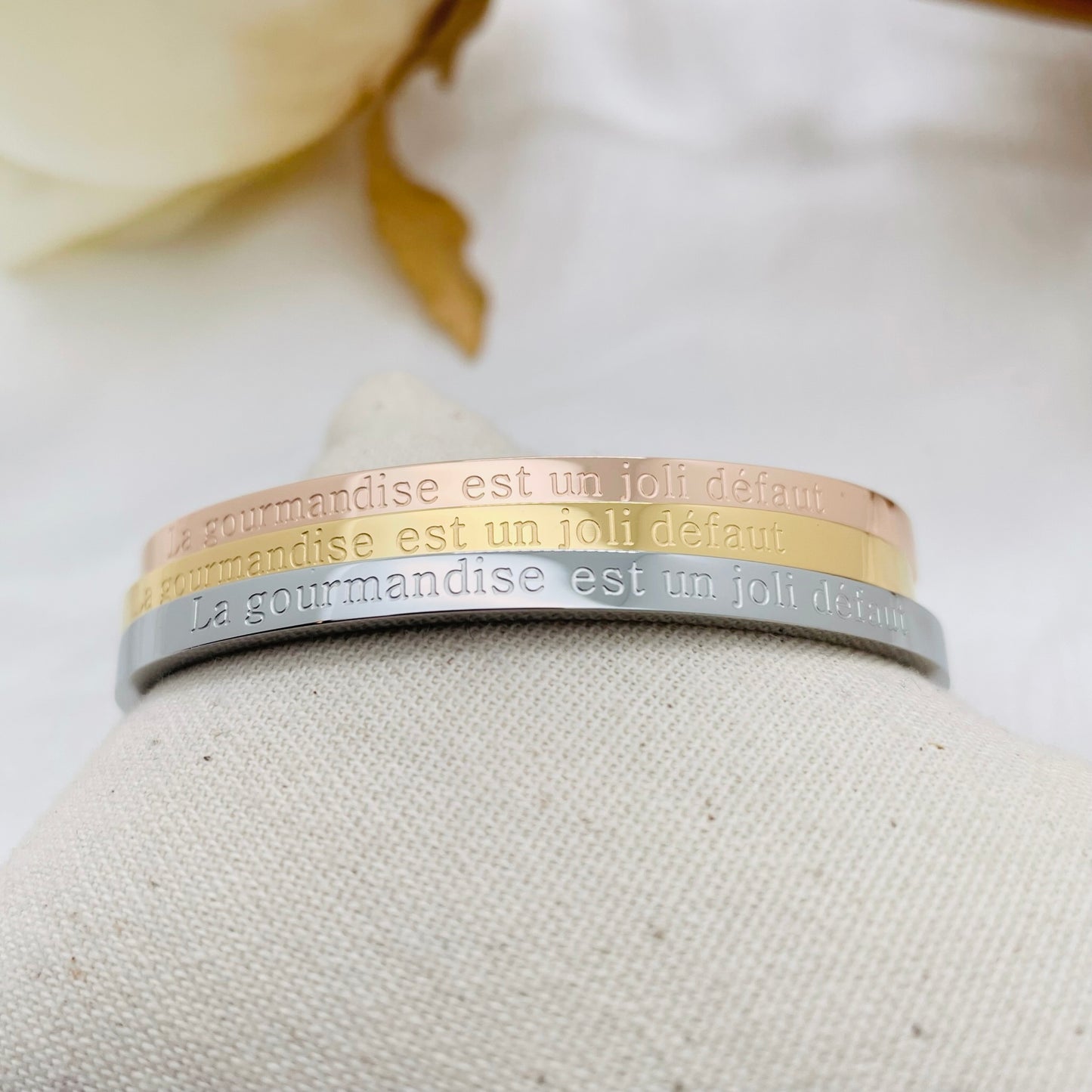 Bracelet message "LA GOURMANDISE EST UN JOLI DEFAUT"