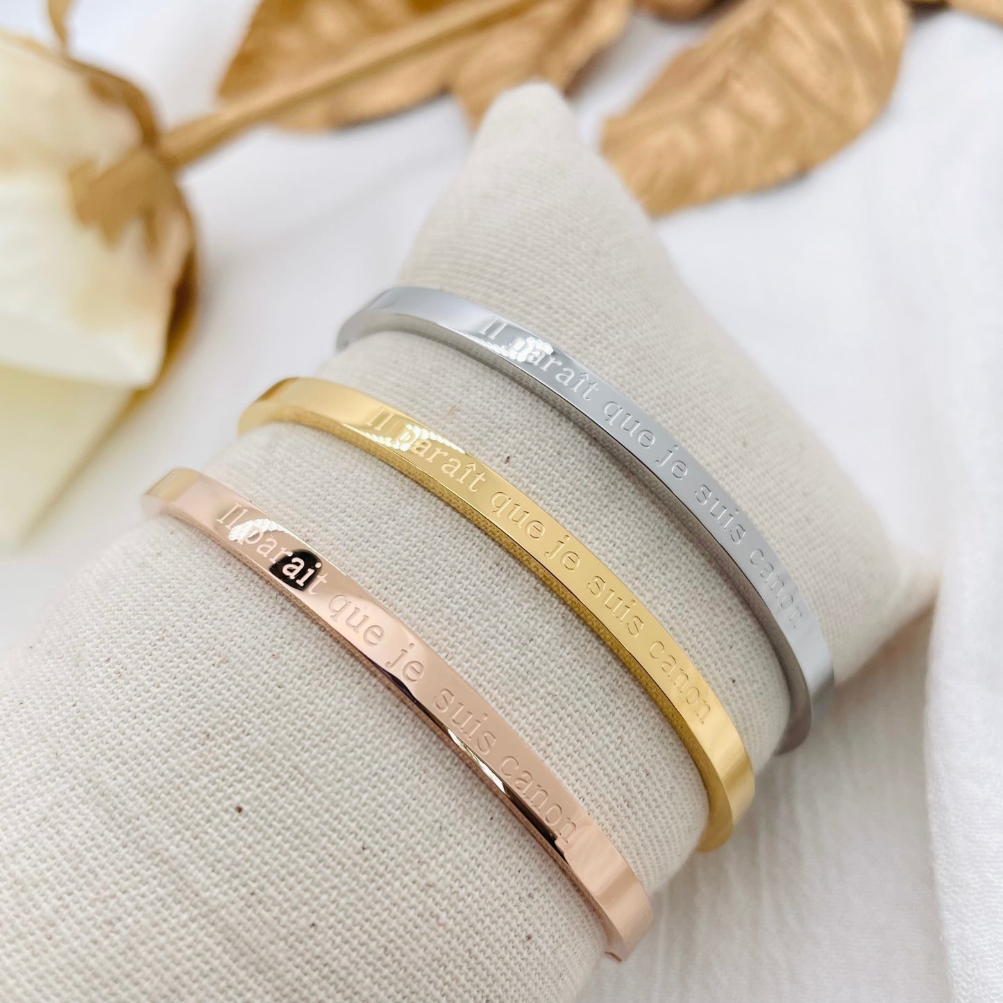 Bracelet message "IL PARAIT QUE JE SUIS CANON"